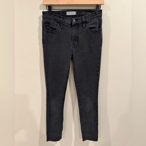 Madewell RoadTripper Black Jeans size 27 Distressed Hem‎ High waisted Skinny